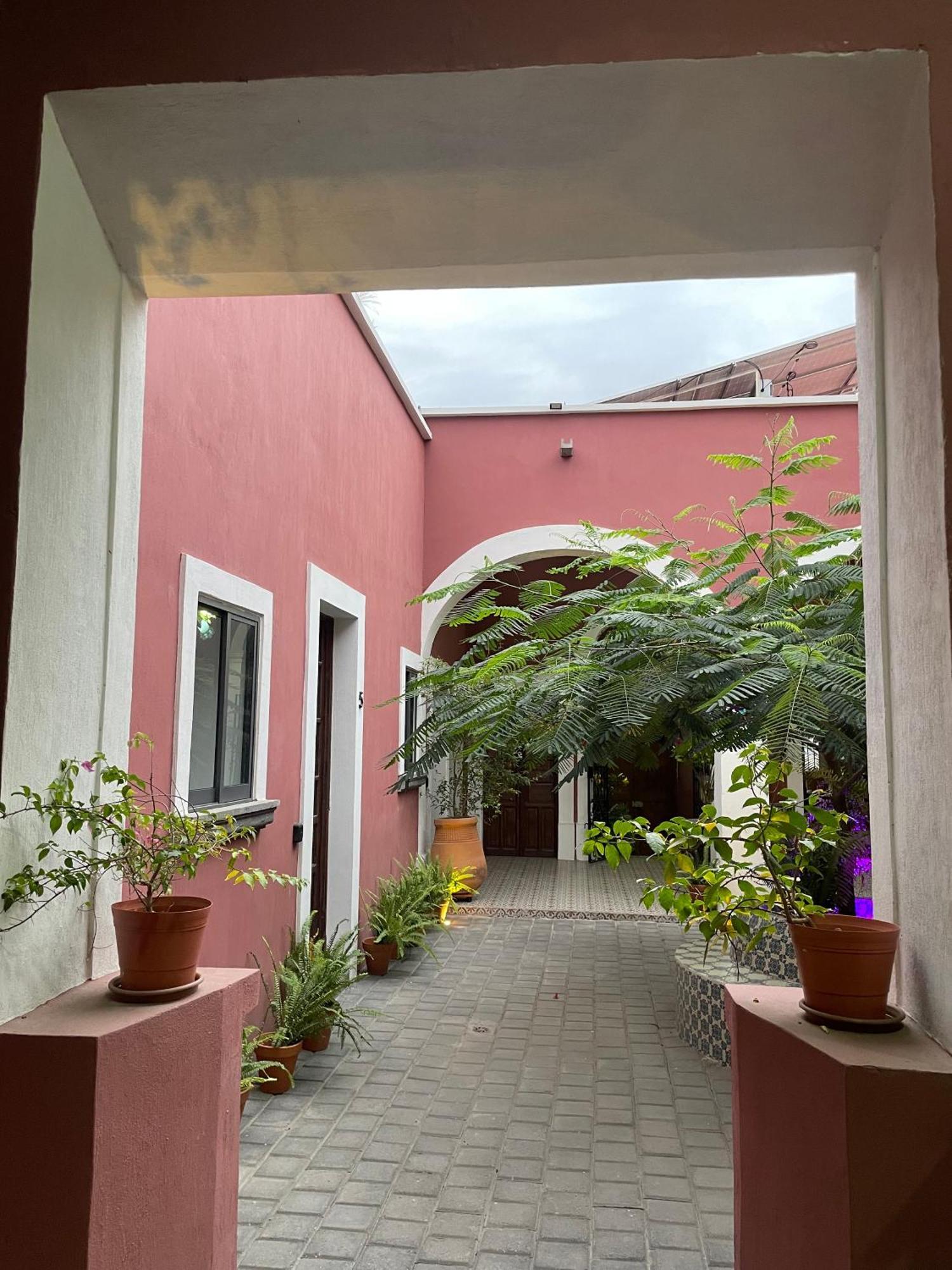 瓜达拉哈拉 Quinta La Perla旅舍 外观 照片
