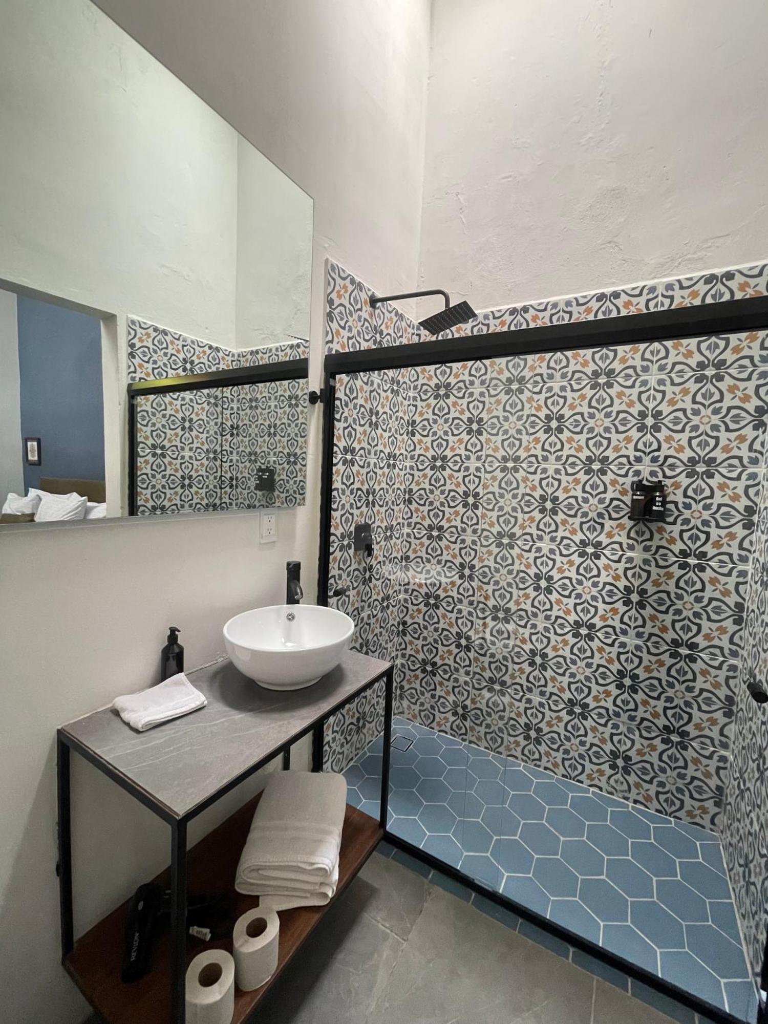 瓜达拉哈拉 Quinta La Perla旅舍 外观 照片